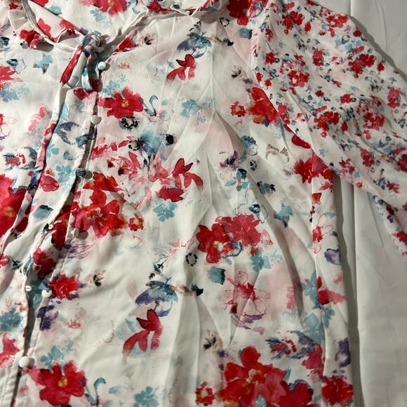 Floral button up - Picture 3 of 5